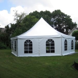 6 Hoekige Pagodetent totaal 68m²