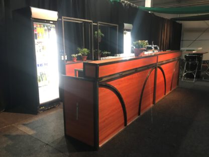 Bar Industrial 2x0.8m met balie en kast