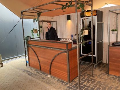 Bar Industrial 2x0.8m met balie en kast - Afbeelding 2
