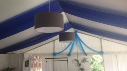 Decoratiestof Blauw 10x1 meter zelf ophangen - Image 4