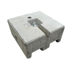 Ballast/Beton blok ca. 500 kg incl. vlaggenmasthouder