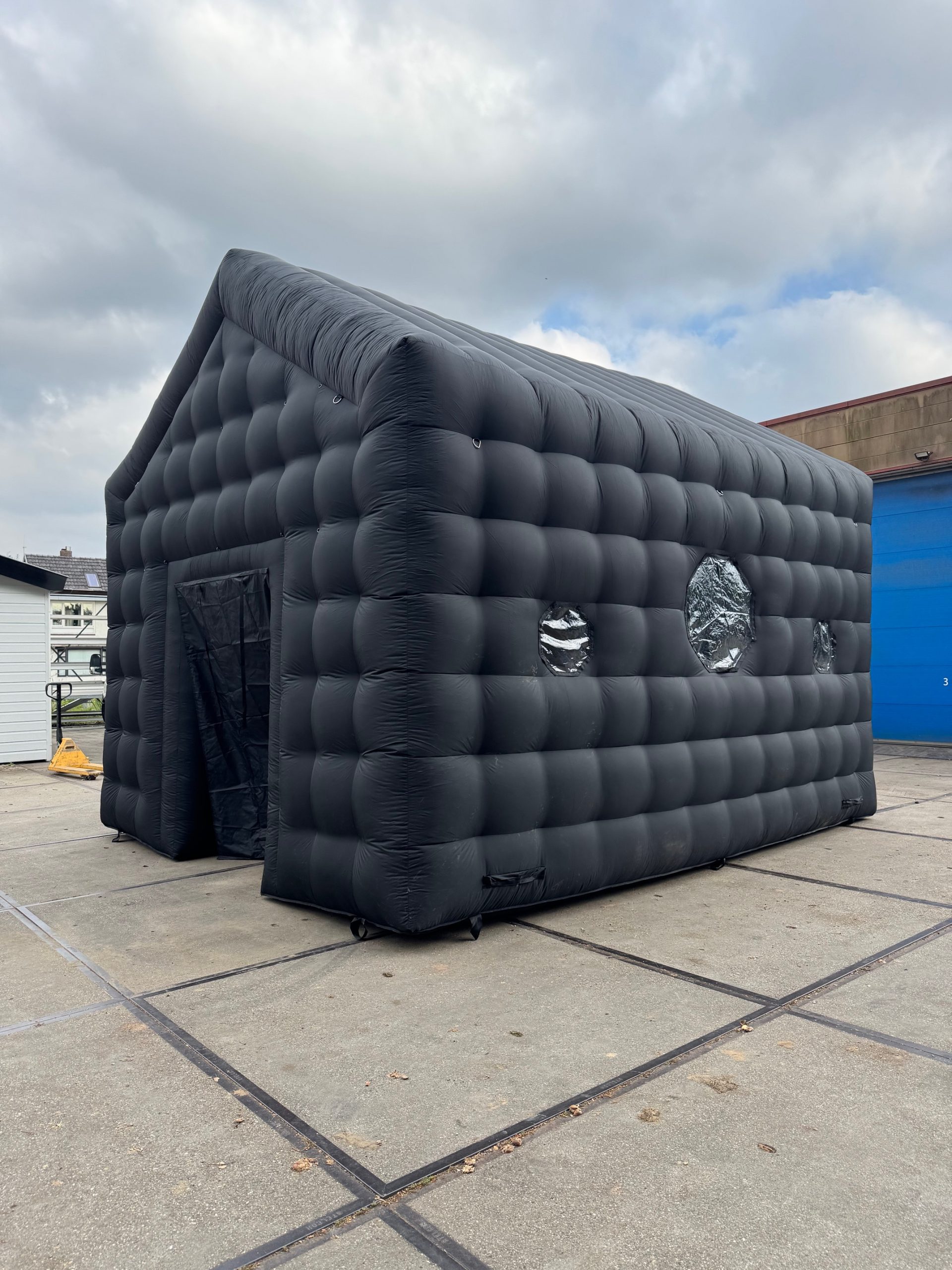 Opblaasbare feesttent 5x5,5 meter - Afbeelding 4